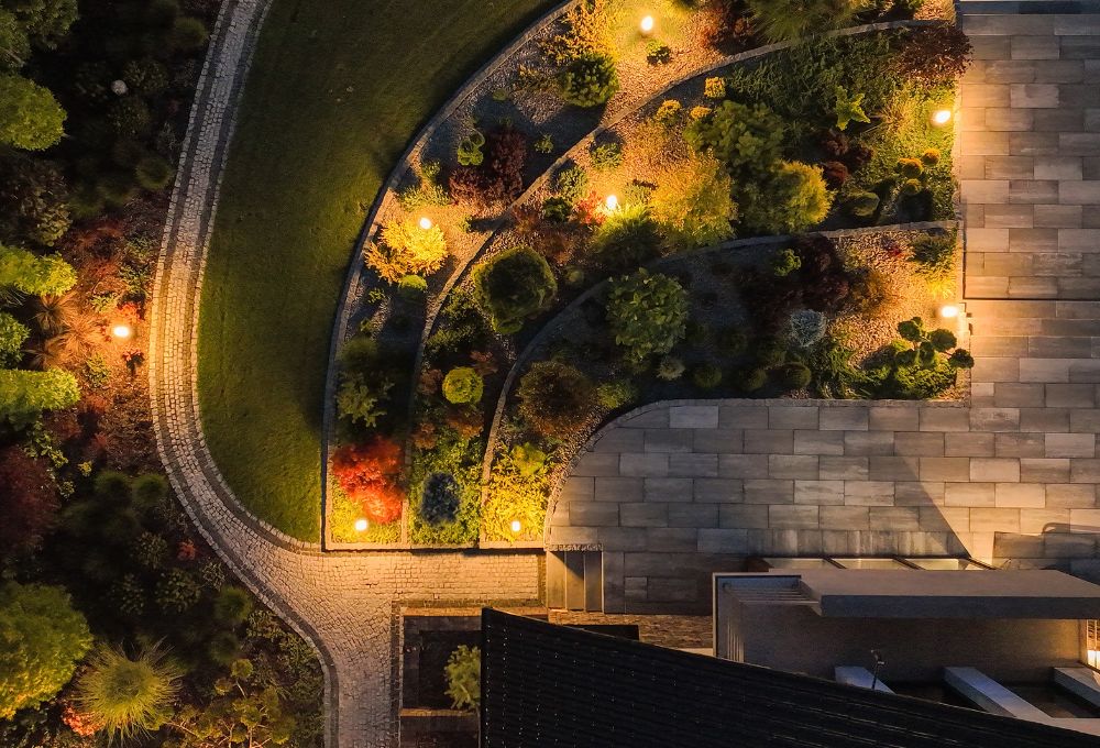 Rock Stars: The Most Eye-Catching Stones That Steal the Show in Any Yard