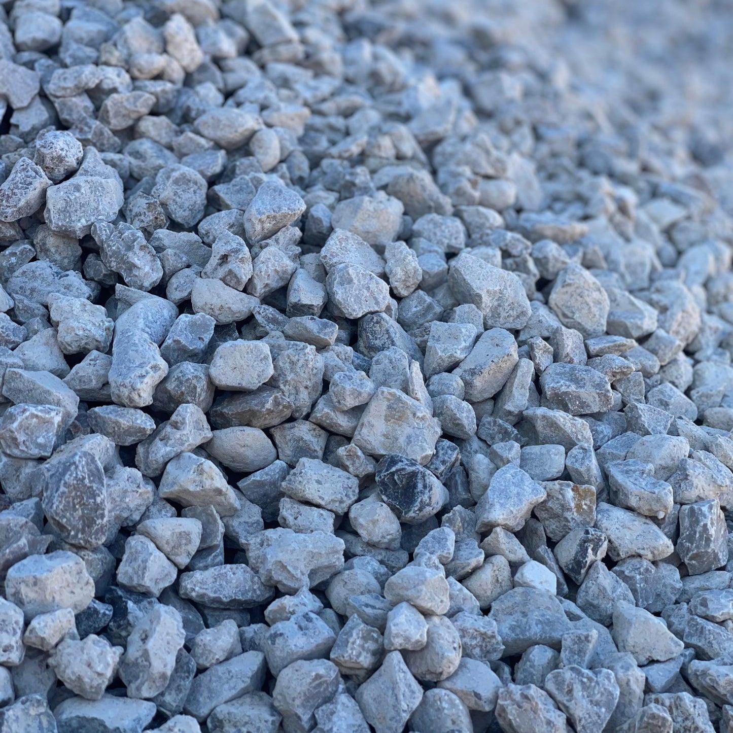 Salt & Pepper 1/2 - 3/4" - (High Chat Content)